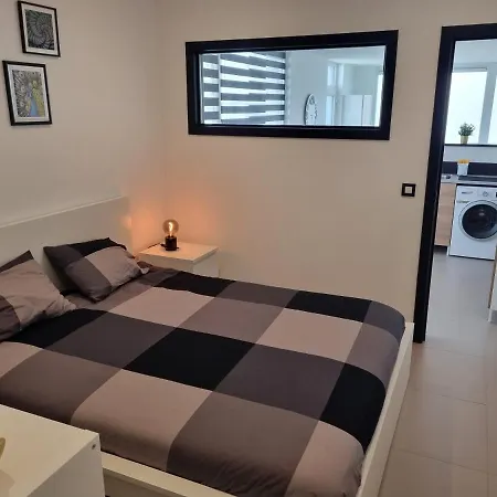 Maisonnette Entierement Renovee Givet Exterior foto