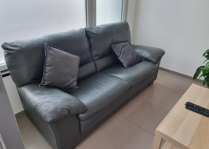 Maisonnette Entierement Renovee